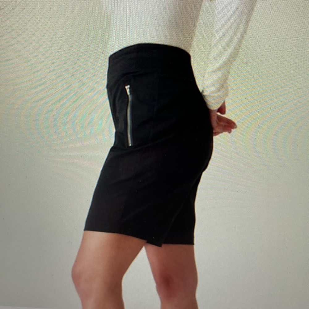 Athleta Black Trekkie North Bermuda Short size XS - Picture 3 of 4